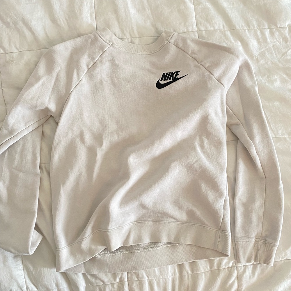 White/Cream Nike Crewneck Women’s S